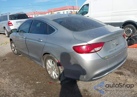 2015 Chrysler 200 C z USA, uszkodzony, nr VIN 1C3CCCCB8FN618900